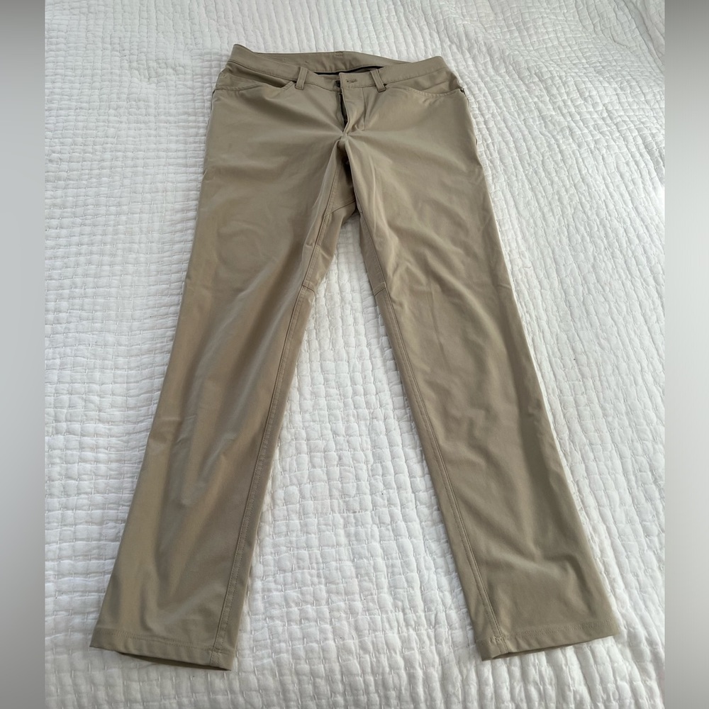 Lululemon ABC pants (slim) 31x32 color: khaki